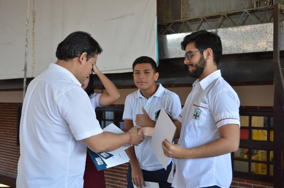 premiacion concurso de teatro (1)
