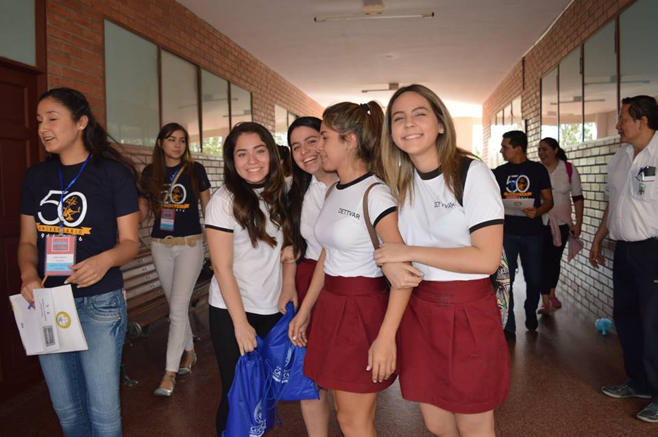 visita a la ucb (2)